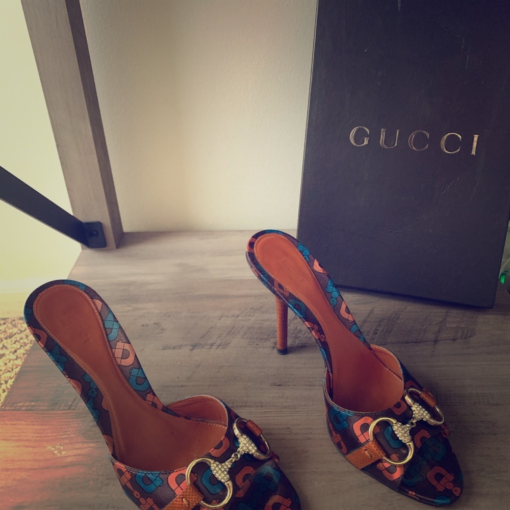 Gucci Brown and orange with blue heels.